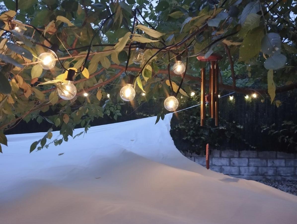 Zizur Mayor Cool Basement Studio In Hosts House With Private Terrace And Bbq מראה חיצוני תמונה