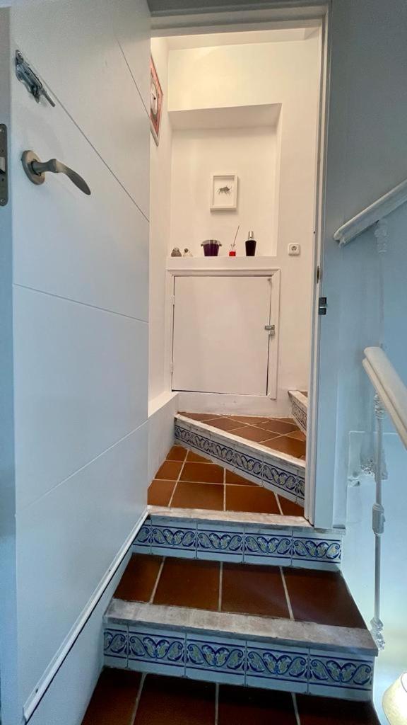 Zizur Mayor Cool Basement Studio In Hosts House With Private Terrace And Bbq מראה חיצוני תמונה
