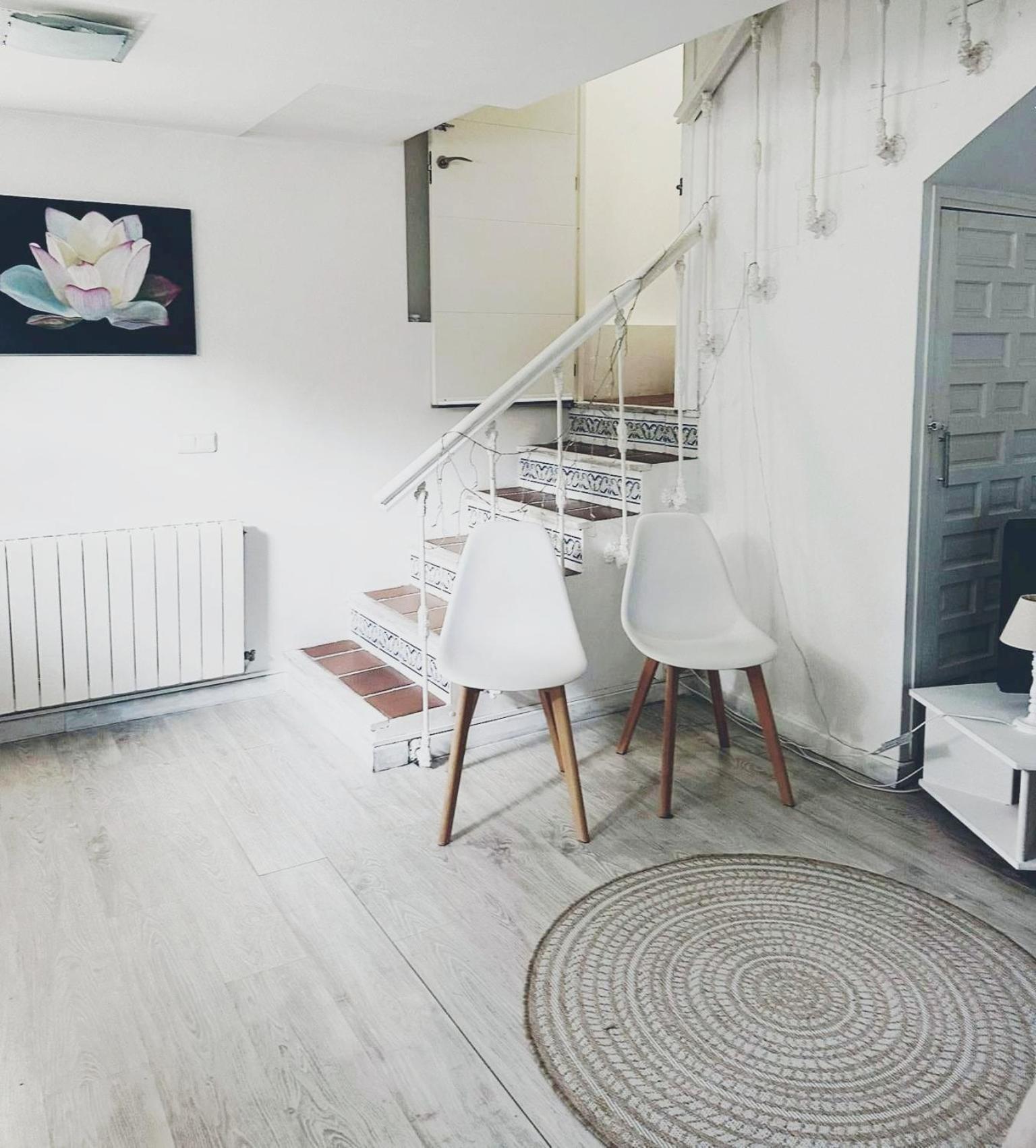 Zizur Mayor Cool Basement Studio In Hosts House With Private Terrace And Bbq מראה חיצוני תמונה