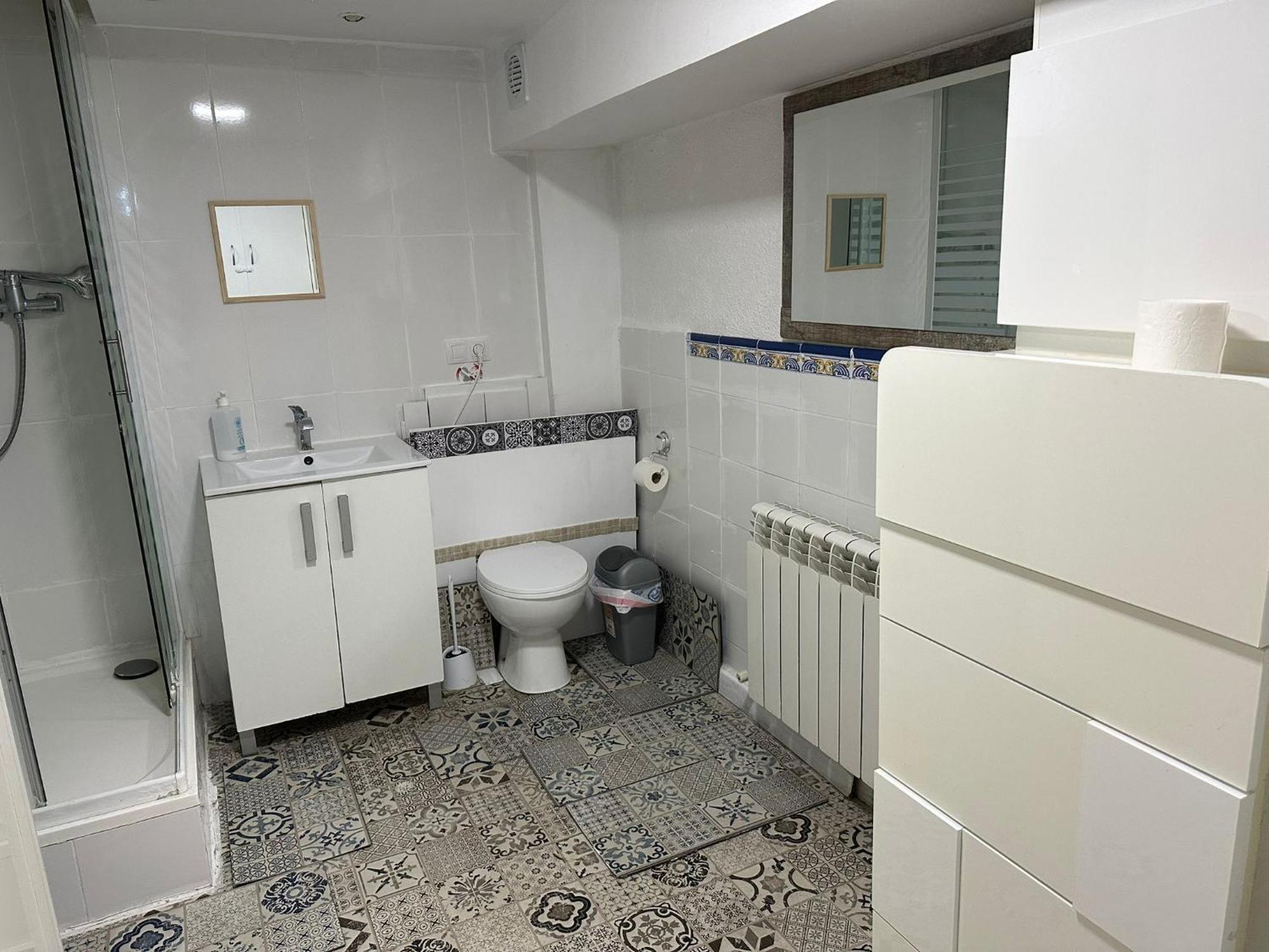 Zizur Mayor Cool Basement Studio In Hosts House With Private Terrace And Bbq מראה חיצוני תמונה